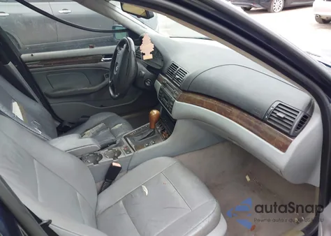 2001 BMW 325 z USA, uszkodzony, nr VIN WBAAN37451NJ13301